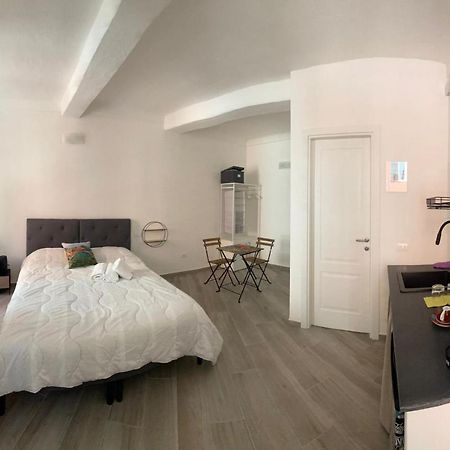 Luvegu Sciuiu Apartment เวอนาซซา ภายนอก รูปภาพ