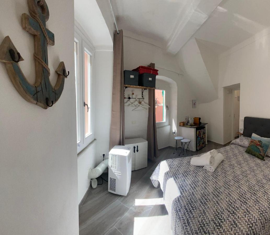 Luvegu Sciuiu Apartment เวอนาซซา ภายนอก รูปภาพ