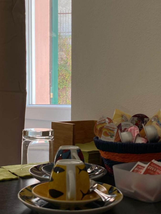 Luvegu Sciuiu Apartment เวอนาซซา ภายนอก รูปภาพ