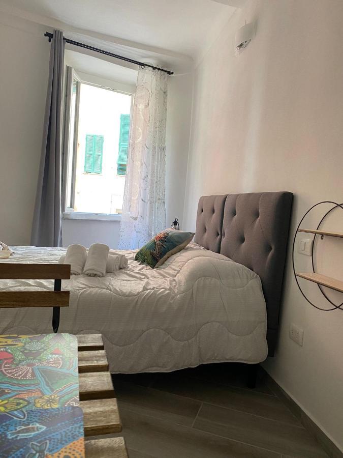 Luvegu Sciuiu Apartment เวอนาซซา ภายนอก รูปภาพ
